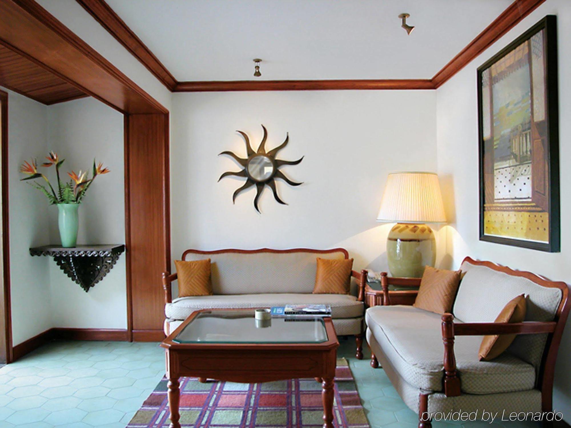 Taj Fort Aguada Resort & Spa, Goa Sinquerim Room photo